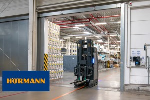 Hörmann - Megbízható együttműködés a Hörmann FAA-Plus nyitvatartó berendezésvezérléssel