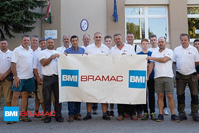 Bramac - Új BMI Bramac tető alatt kezdhették meg az oktatást a szakmári iskolában