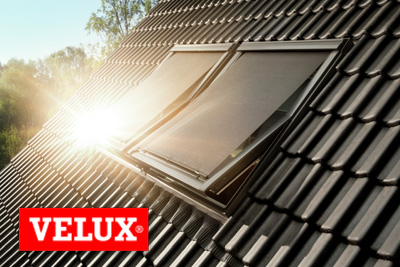 Velux - Hatékony nyári hővédelem a tetőtérben a kilátás megzavarása nélkül!<br /> Élvezze a zavartalan kilátást és a kellemes hőmérsékletet tetőterében a VELUX hővédő rolók segítségével.